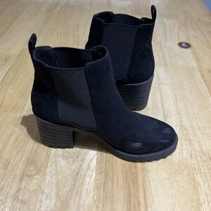 Divided H&M Boots Womens 8.5Platform Chelsea Ankle High Heels Black Faux Leather